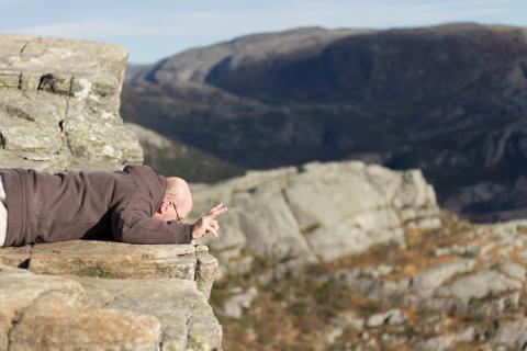 Nick Kucharew hiking in Norway